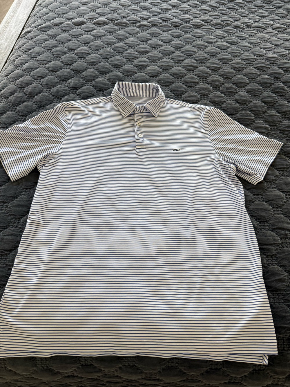 Vineyard Vines Men's Navy and White Thin-Striped Polo